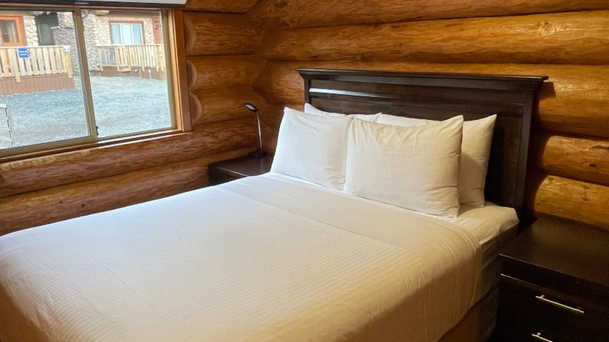 Cabin 17 Bedroom 1_0