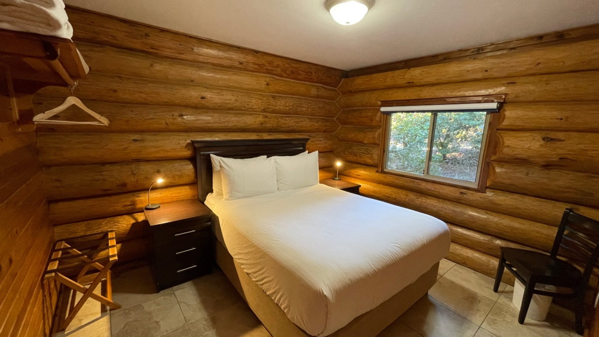 Cabin 18 Bedroom 2