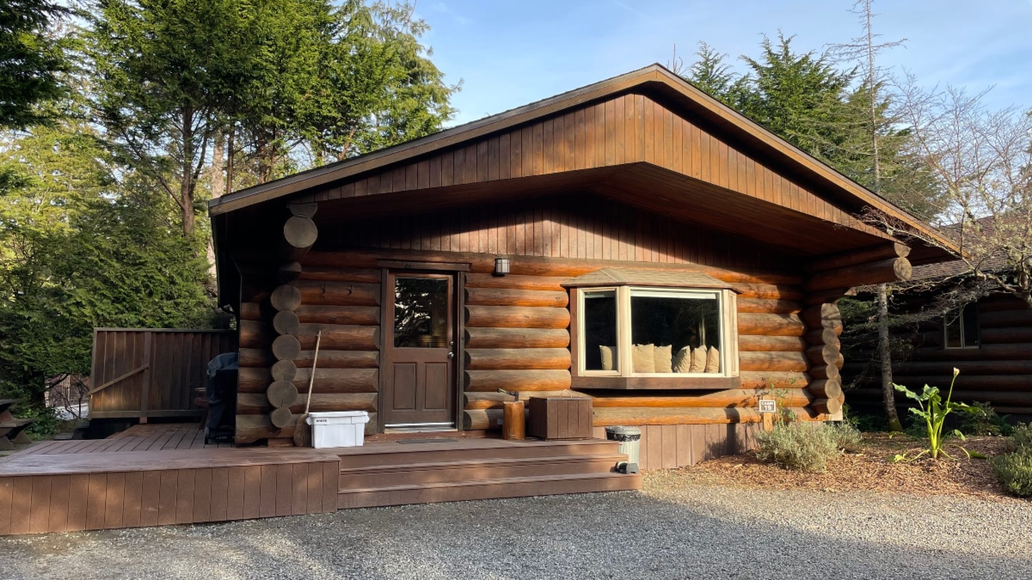 Cabin 19 Exterior