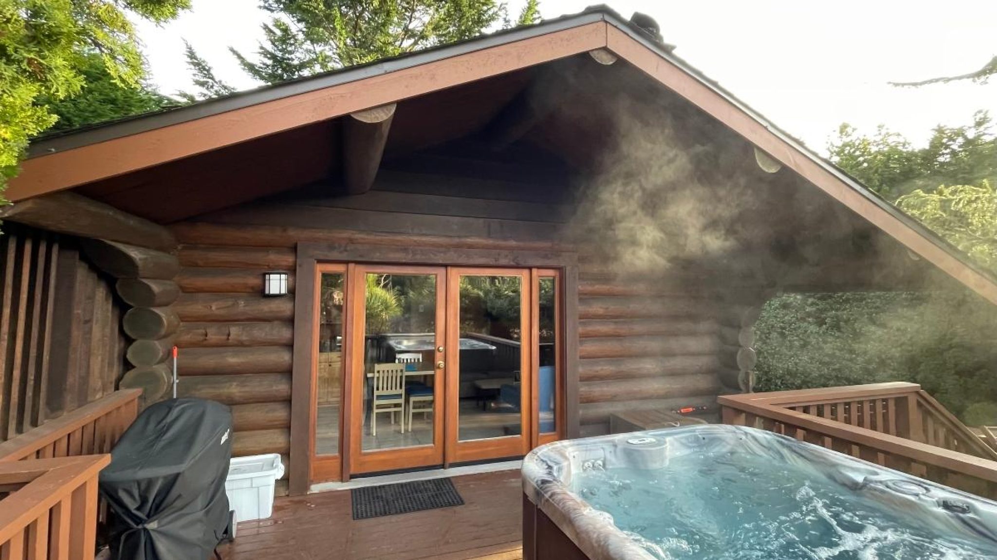 Cabin 7 hot tub