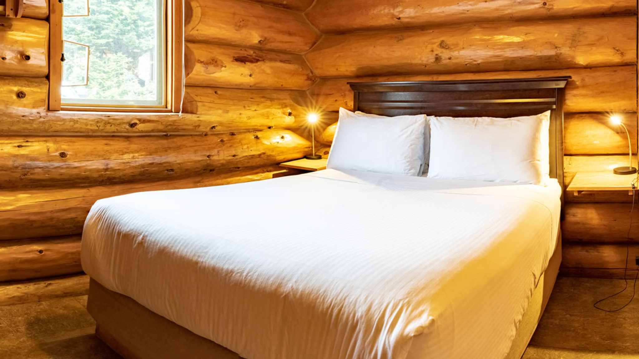 cabin15-bedroom2