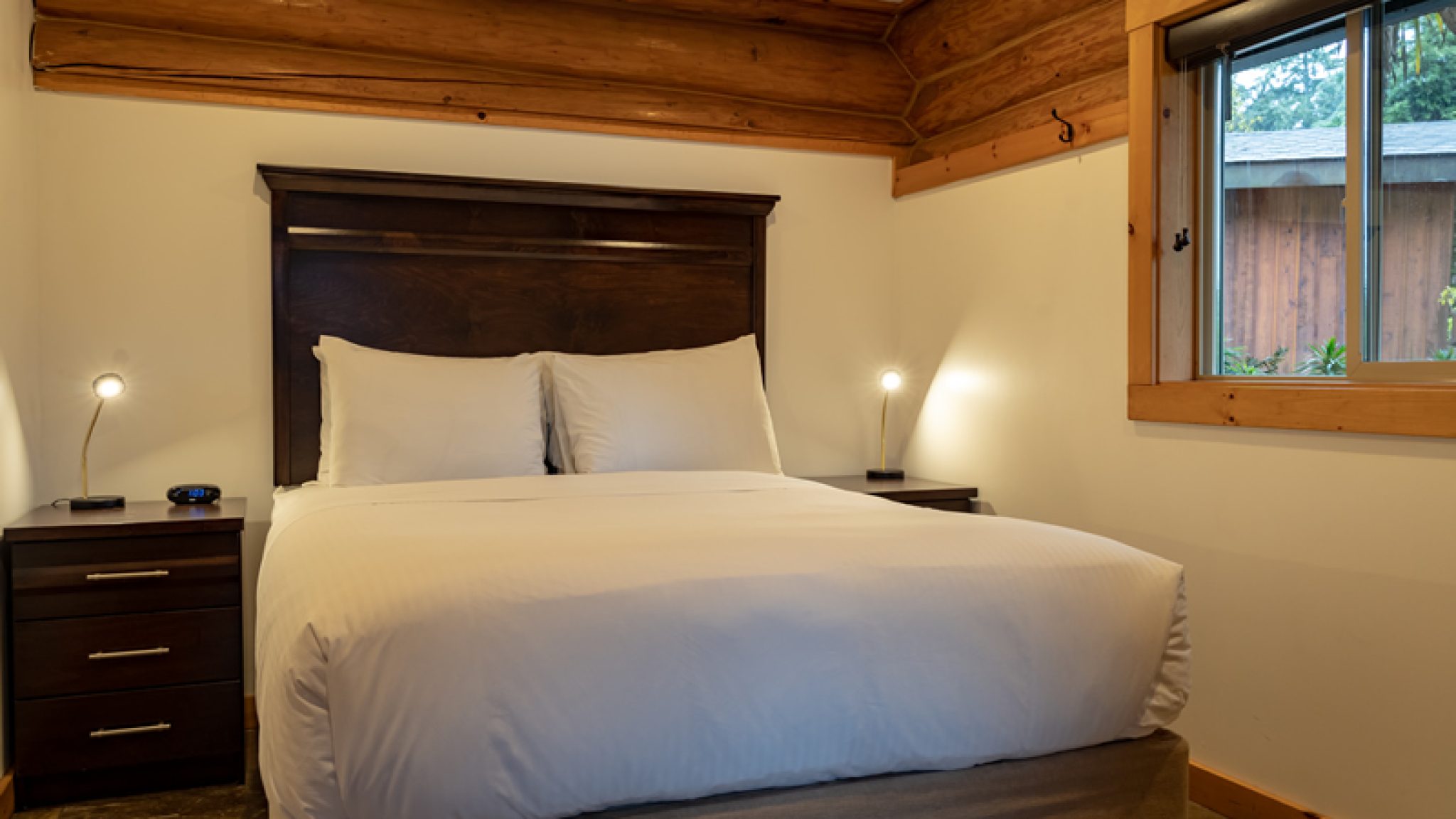 cabin6-bed1