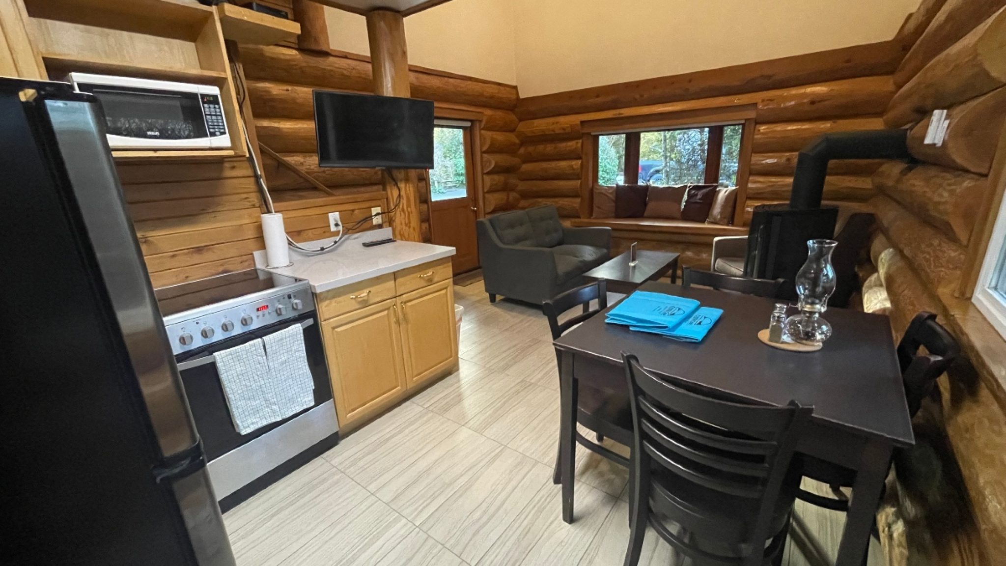 Rainforest Kitchen