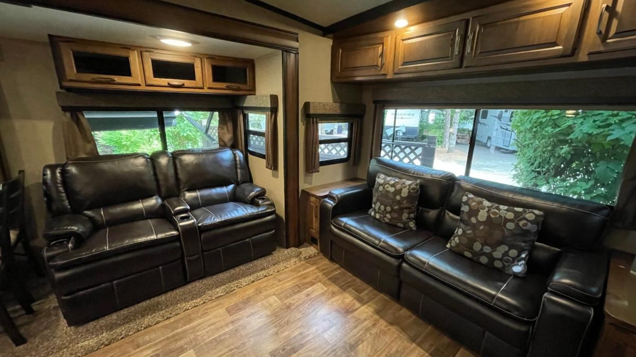 Sitting Area RV 1